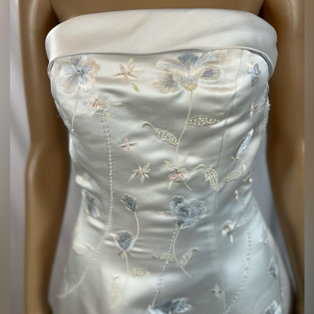 Wedding Dress by Exclusive Bridals by ACE Size 4
